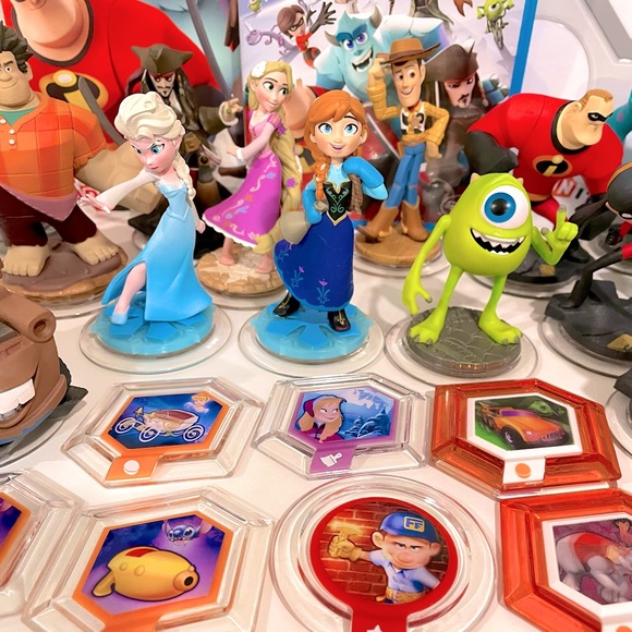 Disney Infinity 1.0 WiiU Bundle - Picture 5 of 10